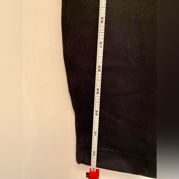 Yoga pants, black cropped - Picture 5 of 5
